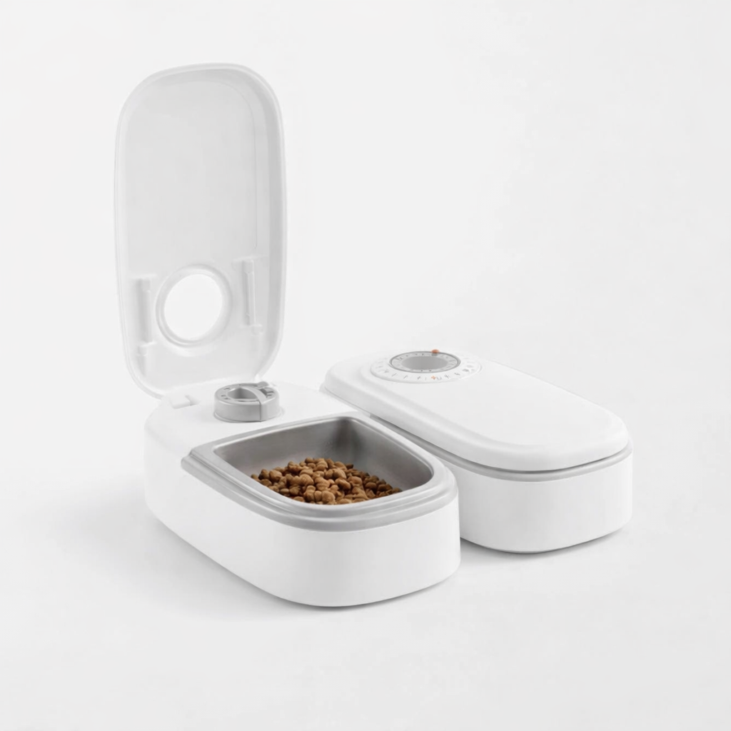 Smart Pet Feeder - Peace of Mind Even When You're Away | مغذي الحيوانات الذكي - اطمئن على حيوانك حتى في غيابك