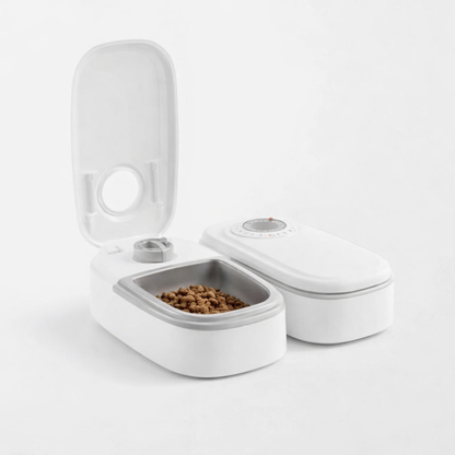 Smart Pet Feeder - Peace of Mind Even When You're Away | مغذي الحيوانات الذكي - اطمئن على حيوانك حتى في غيابك